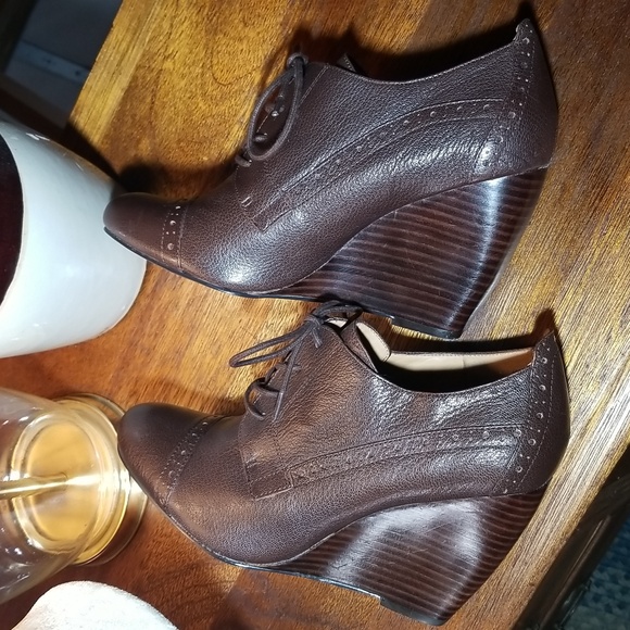Nine West Brown Leather Wedge Ankle Boots. Size 10M - Picture 4 of 9
